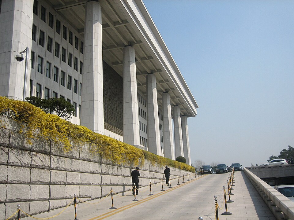 이정현 개헌발 정계개편 시나리오 제시…현실화 근거는 아직 없어 2 서울 여의도 국회의사당 전경